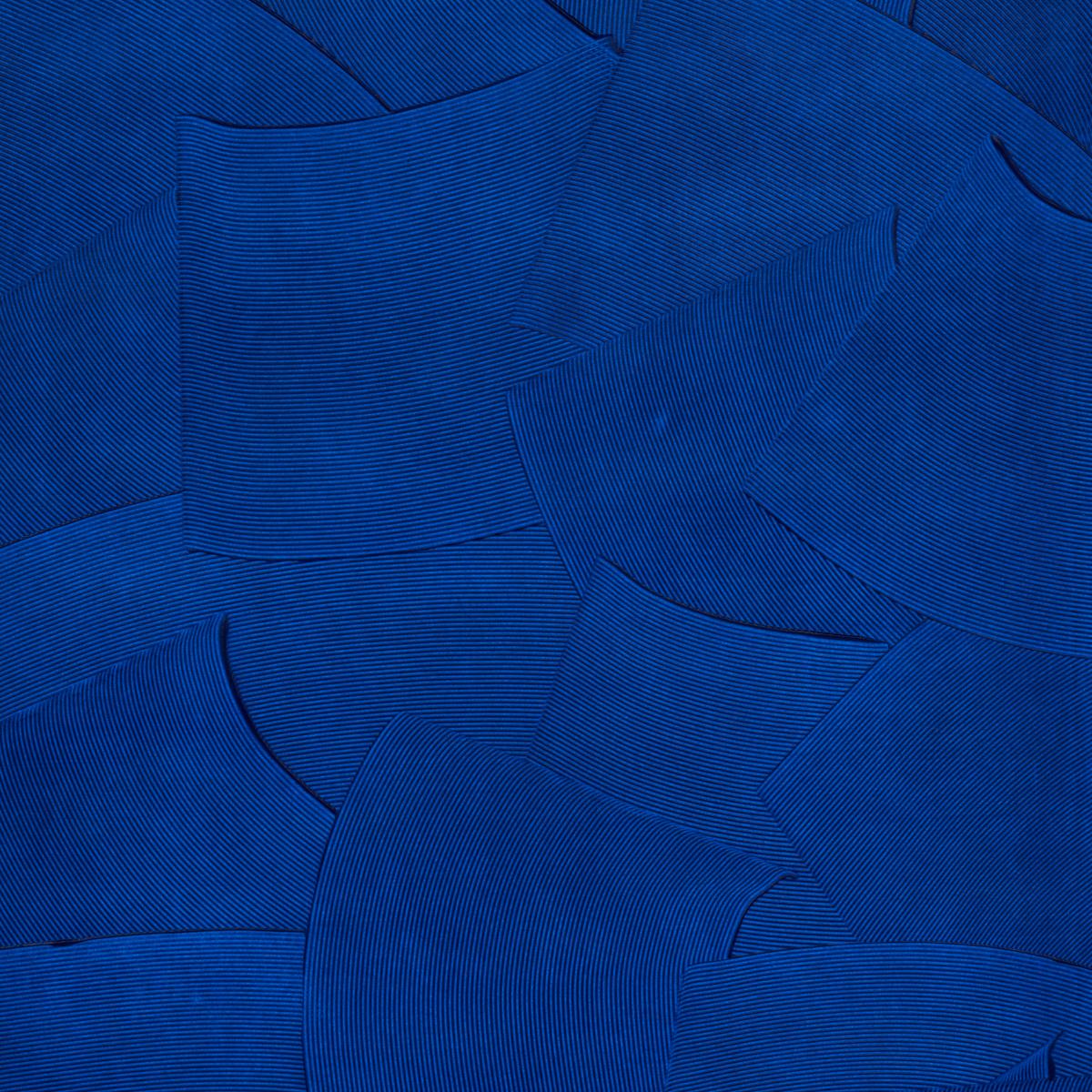 HAND COMBED PLASTER YVES BLUE