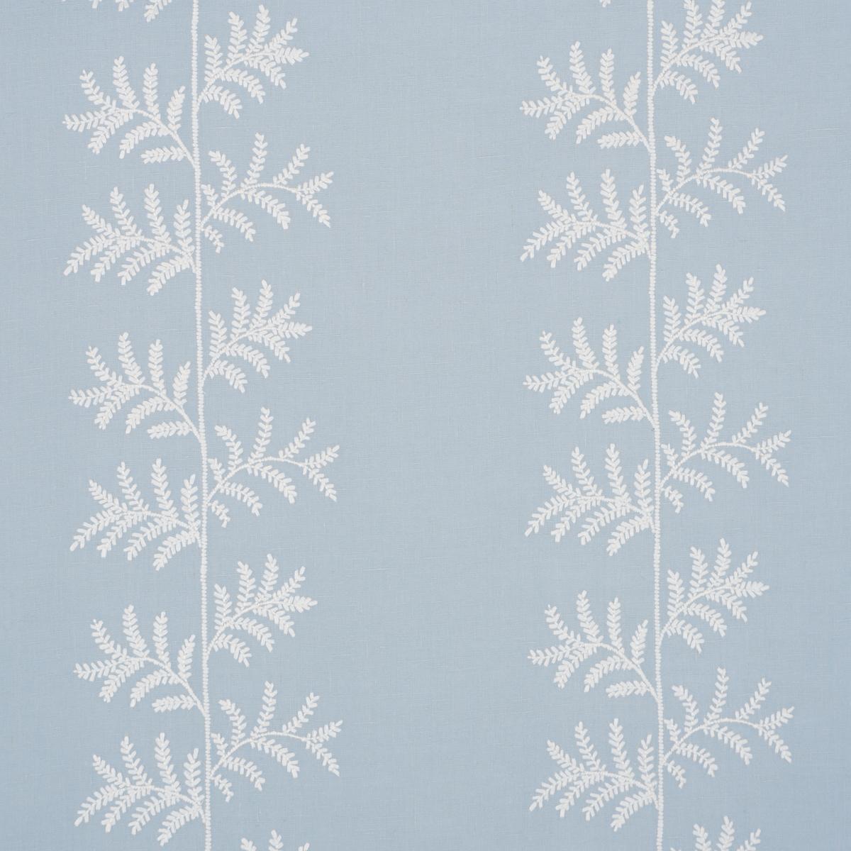 ELOISE EMBROIDERY WALLCOVERING SKY