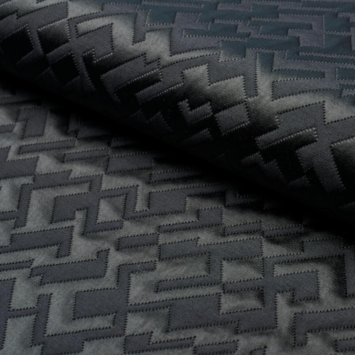 SALON MATELASSE SATIN EBONY