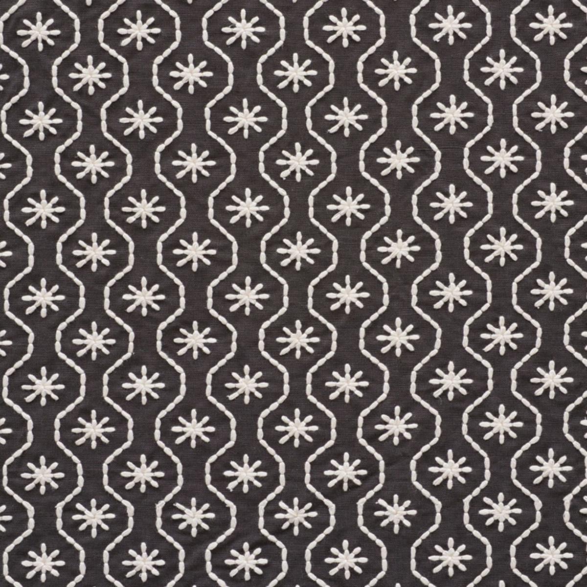 GIGI EMBROIDERY GRAPHITE