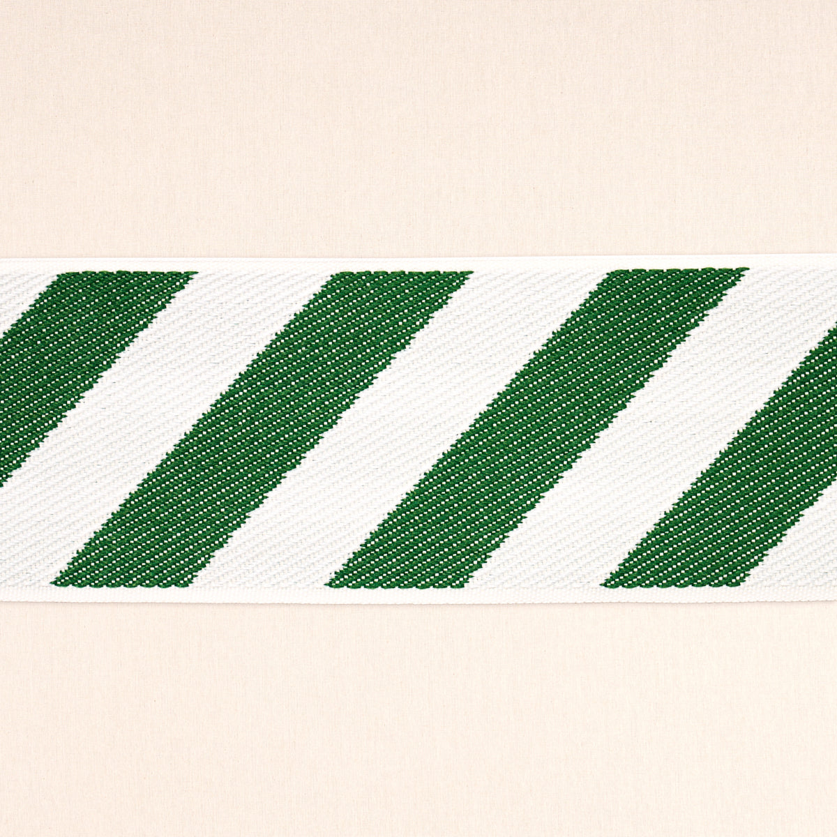 AIRMAIL II INDOOR/OUTDOOR TAPE GREEN AND IVORY