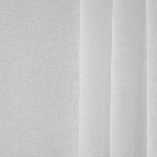 Relaxing Stroll White (FR) (RR) - Atlanta Fabrics