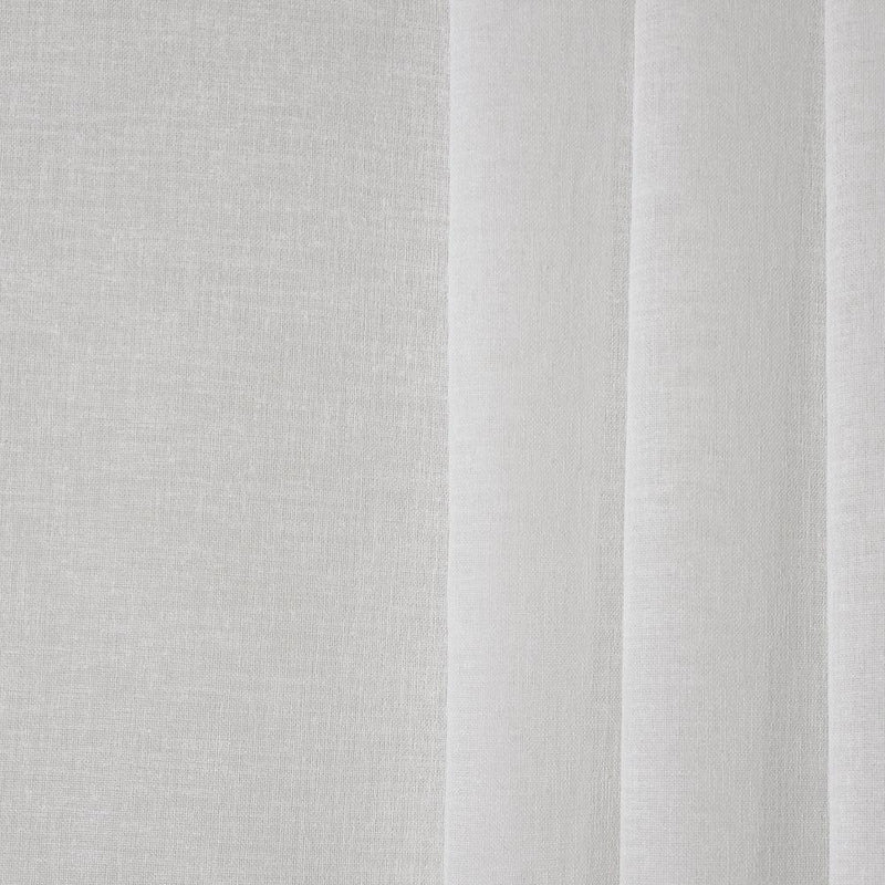 Relaxing Stroll White (FR) (RR) - Atlanta Fabrics